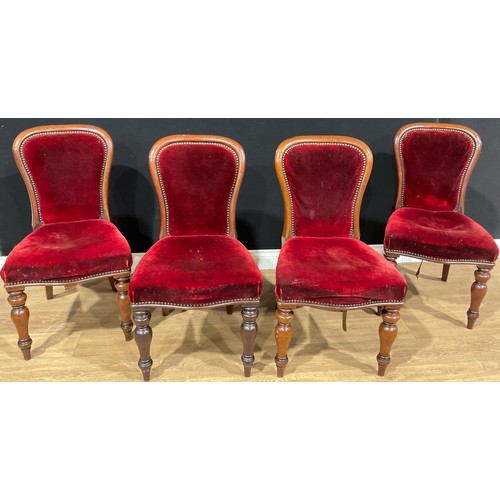 541 - A set of four Victorian dining chairs, one bearing fragmentary label for Kendell & Co (John Kendell,... 