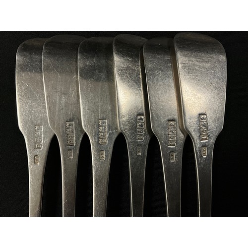 77 - A set of six Irish George III silver fiddle pattern table forks, John Pittar, Dublin 1811, 13.93ozt ... 