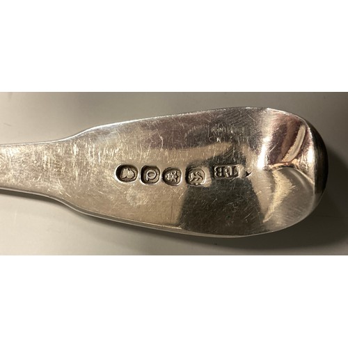 7 - A George III silver fiddle pattern Cheese scoop, J Barker, London 1811, 19.7cm long, 1.68ozt