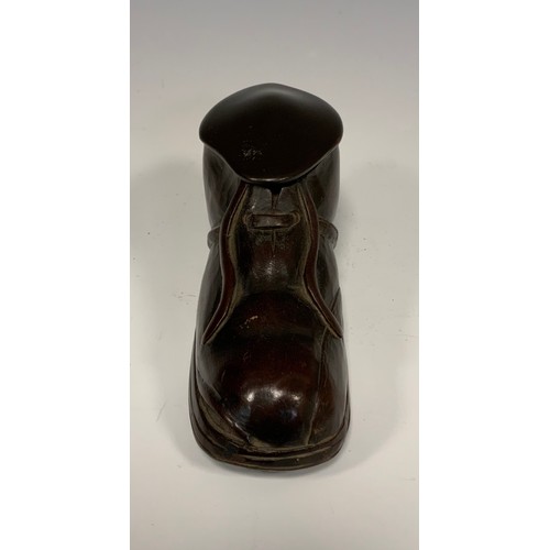 659 - Treen - a mahogany novelty table snuff box, as a boot, 14.5cm long