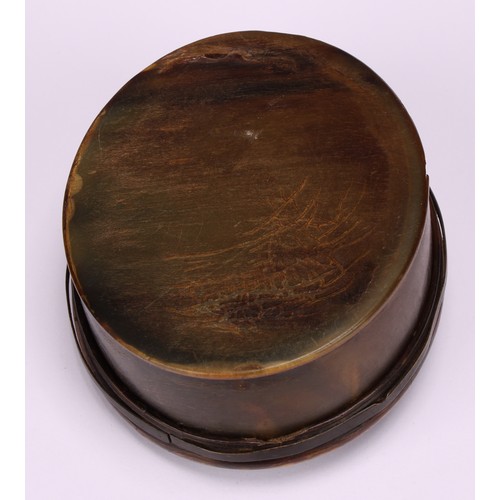 655 - Snuff - an early 18th century oval pressed horn snuff box, probably by John Obrisset, the cover with... 