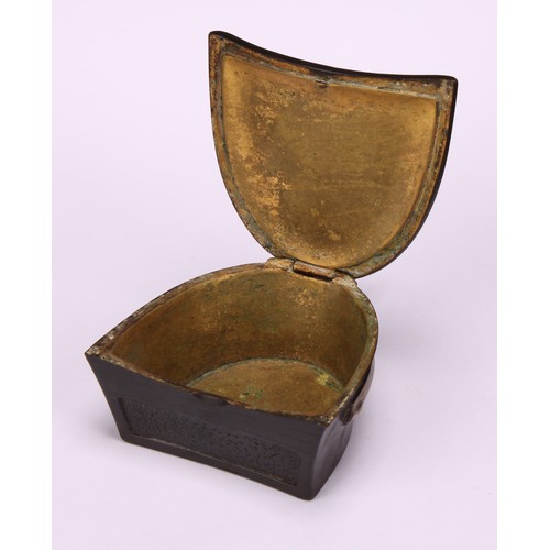 658 - Snuff - an unusual bronze novelty snuff box as a spurred heal, 9.5cm long, c.1890