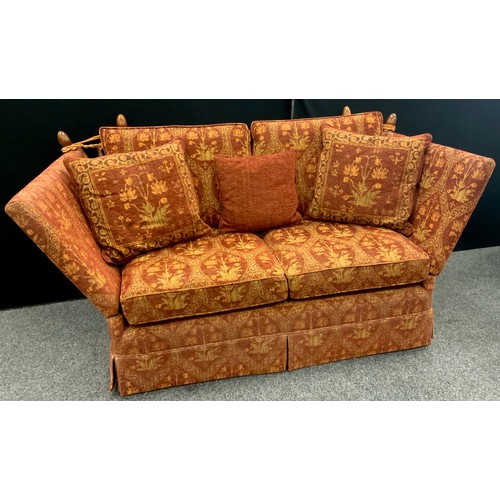 1047 - A Knole sofa, 95cm high (49cm to seat) x 194cm wide x 92cm deep.