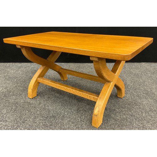 1062 - Peter Heap, Rabbitman of Yorkshire, Yorkshire Critters School, oak side table or coffee table, round... 