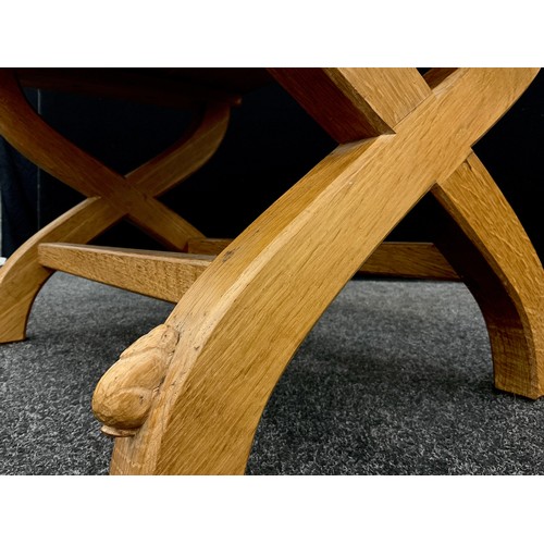 1062 - Peter Heap, Rabbitman of Yorkshire, Yorkshire Critters School, oak side table or coffee table, round... 