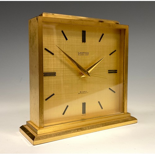 993 - A Looping eight day, ‘Antimagnetic’, alarm clock, 15 jewel lever, 10.5cm high.