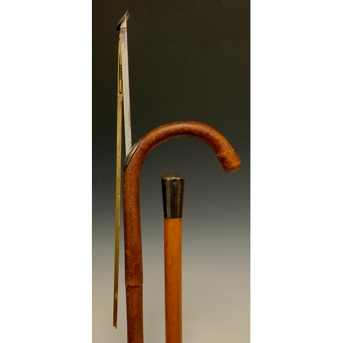 690 - A sliver mounted leather Horse Measuring stick, curved handle, stepped leather covered body, Swaine ... 