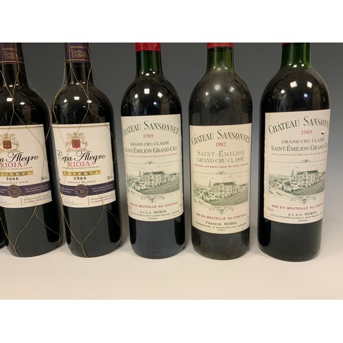 1147 - Red Wines - Chateau Sansonnet Grand Cru Classe, Saint-Emilion Grand Cru, 1989 (x3), Tepa Alegro Roij... 