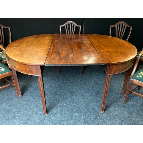 1281 - A Regency mahogany D-end dining table, with set of six mahogany dining chairs, including pair of car... 