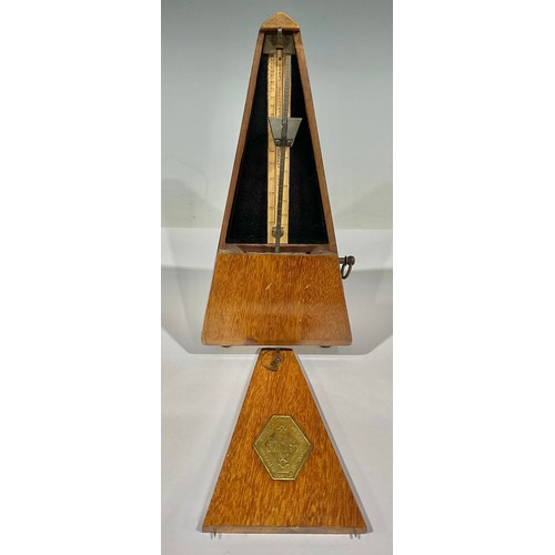 93 - An early 20th century French Maelzel Paquet metronome, 22.5cm high