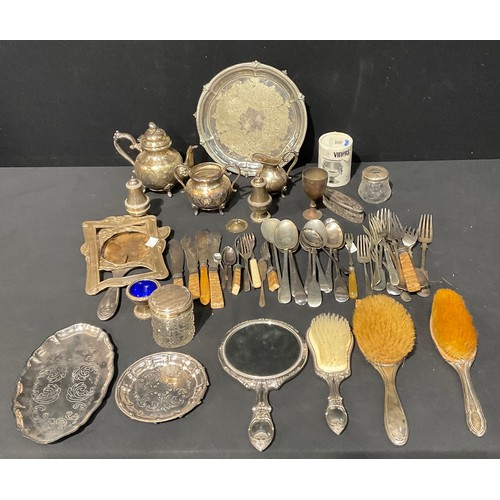 127 - Silver and Silver Plate - silver vanity brushes, etc, a/f; silver topped dressing table jars, a/f; s... 