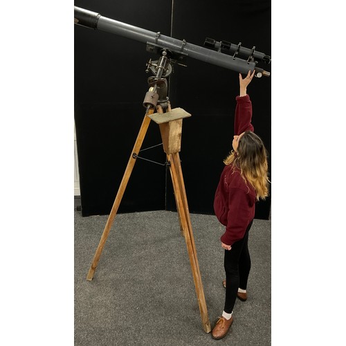 1099A - A 5 inch refracting Telescope, principle scope attributed to Henry Wildey c.1975, 10x 40mm side view... 