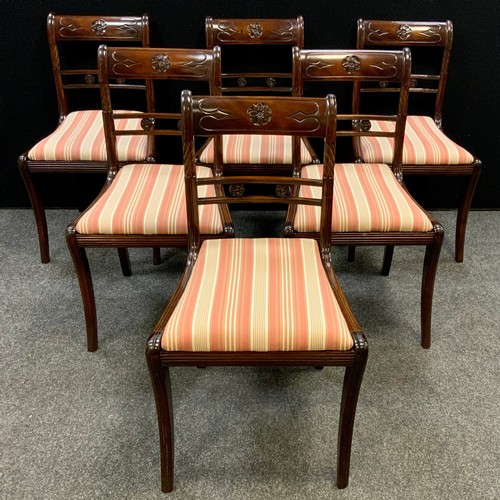 1295 - A set of six William IV style mahogany dining chairs, (6)