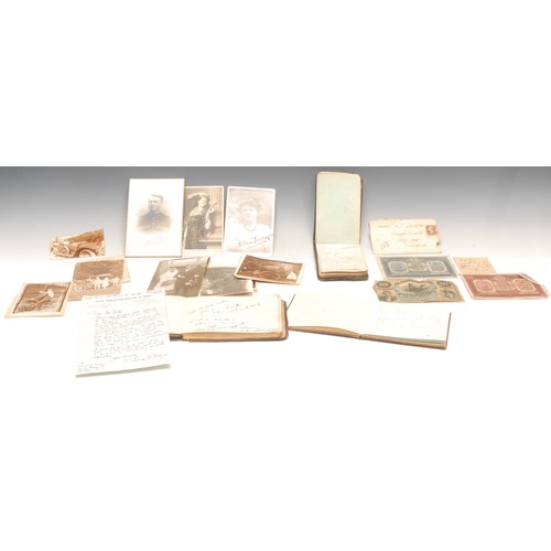 4077 - Autographs and Ephemera - collection of mostly 1920s/30s Sport, Orchestral Musicians, Singers and ot... 