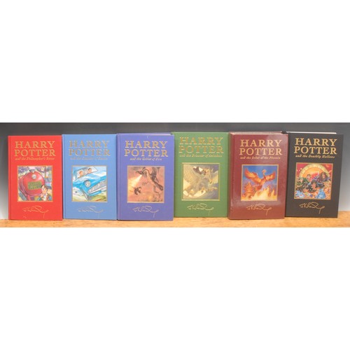 4204 - Harry Potter – Bloomsbury 8vo de luxe editions withy page markers: Harry Potter and the Philosopher’... 