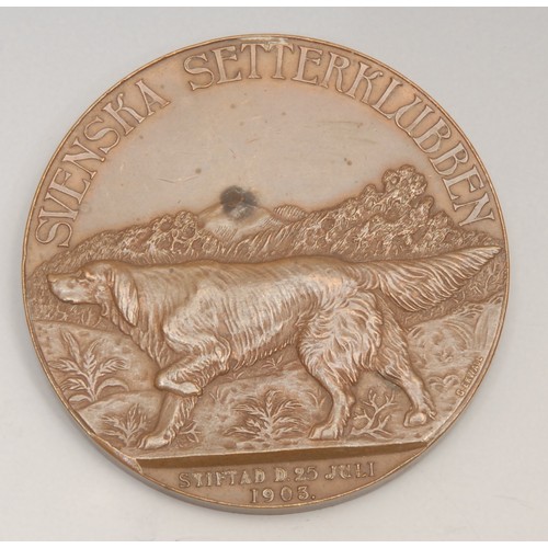 3372 - Dogs and Canine History - an early 20th century Swedish brown patinated bronze medal, Svenska Setter... 