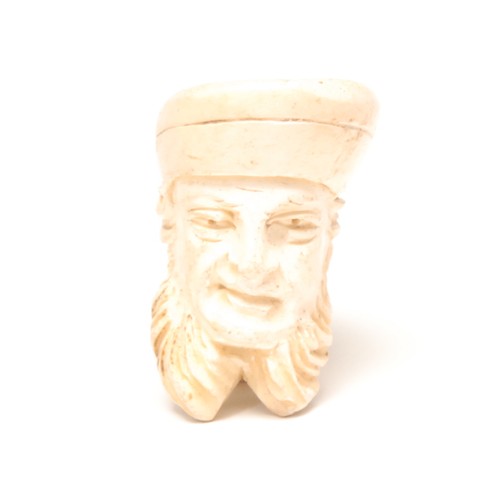 3137 - A pair of 19th century German novelty meerschaum pipes, each carved as the head of a sailor, the lar... 