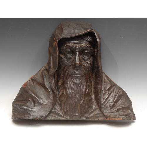 3600 - A 19th century oak carving, of a druid, 40cm wide