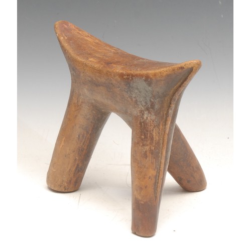 3775 - Tribal Art - a Samburu headrest, of typical three-legged form, central ridge to sides, 21cm wide, No... 