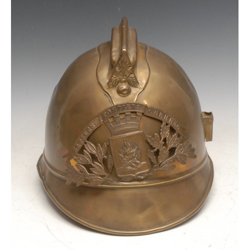 3383 - Fire Brigade History - an early 20th century French brass fireman's helmet, Sapeurs Pompiers Cherenc... 