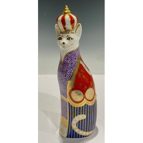 364 - A Royal Crown Derby model from the Royal Cats Collection, Abyssinian Cat, 22cm tall, red printed mar... 