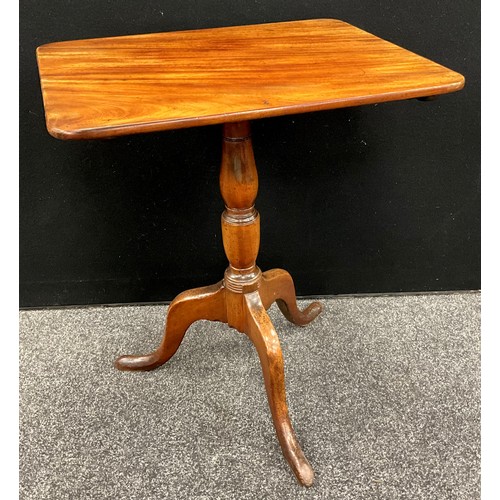 112 - A George III mahogany tripod pedestal table, 71cm high x 60.5cm x 46.5cm.