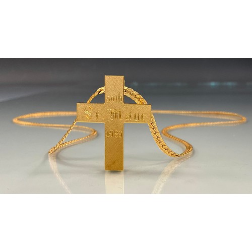 453 - An 18ct gold cross pendant necklace, textured cross pendant marked 50th St Maur 1989, stamped 750, 3... 