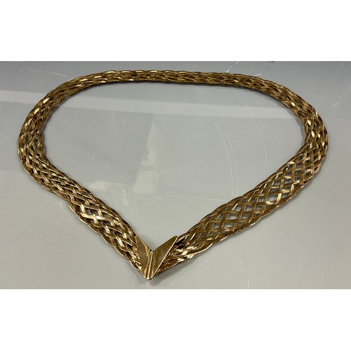 460 - A fancy link 9ct gold ribbon mesh necklace, approx 38cm long, possibly Birmingham 1964, 8.7g gross