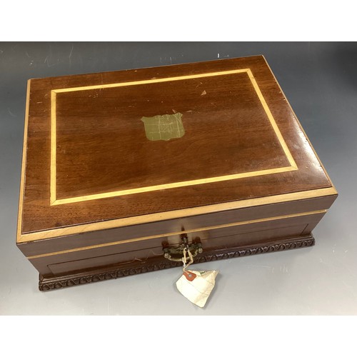 309 - A Mappin and Webb mother of pearl handled canteen service for twelve, with original wooden case