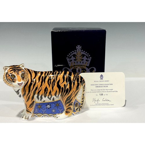 3 - A Royal Crown Derby paperweight, modelled as a Siberian Tiger, Designers' Choice Collection exclusiv... 