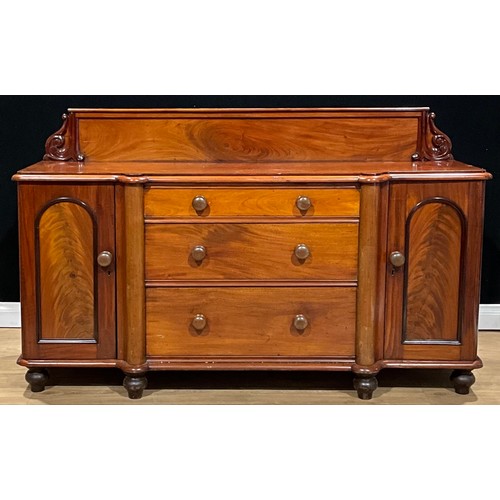 106 - A Victorian mahogany sideboard, 106.5cm high, 177cm wide, 59.5cm deep