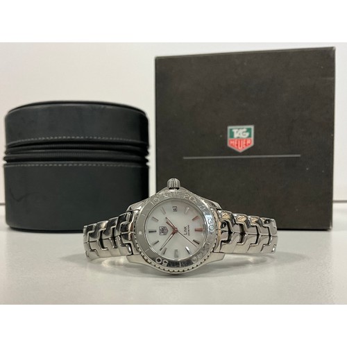 1048 - Tag Heuer - a ladies Link 200 stainless steel wristwatch, 26mm diameter case, ref E1451, mother of p... 