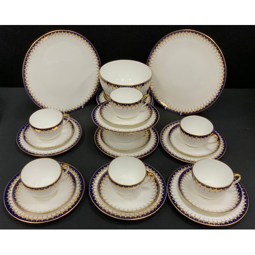 113 - A Wedgwood part tea set for six including; six tea cups and saucers, side plates, two picnic plates,... 