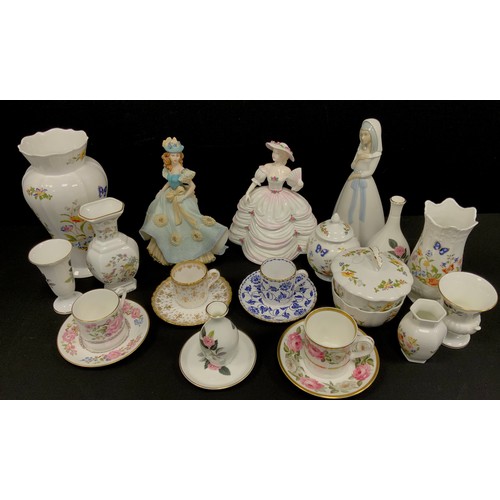 167 - Ceramics - Aynsley 'Cottage Garden' ware including; vase, 23cm high, trinket box and jars; coffee ca... 