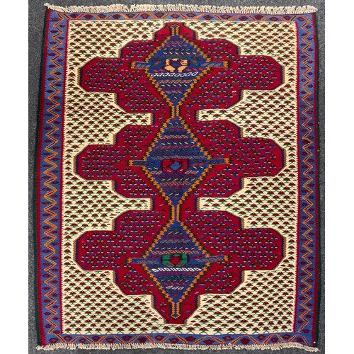 176 - A North West Persian Senneh Kilim rug / carpet, 150cm x 125cm.