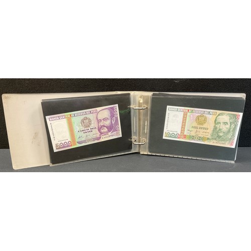 275 - Banknotes of the World inc Argentina, Indonesia, Bolivia, Peru, Poland, Paraquay, Barbados, America,... 