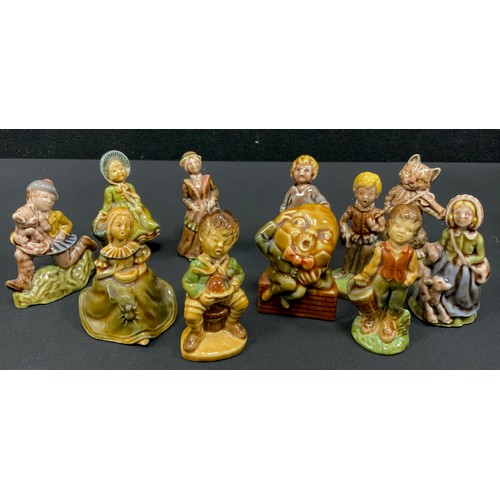 278 - Wade Whimsies nursery collection - The Cat and the Fiddle; Little Bow Peep; Tom Thumb; Little Miss M... 