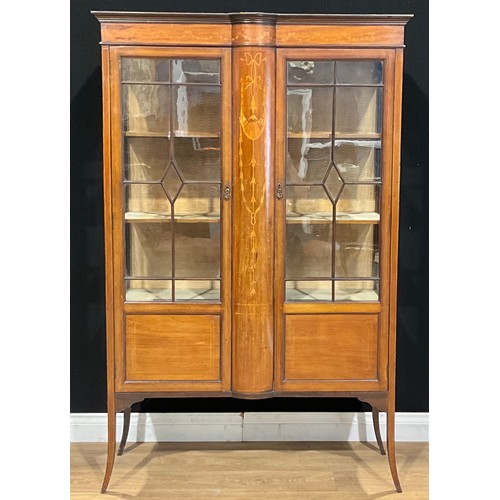 526 - An Edwardian mahogany and marquetry display cabinet, 171cm high, 109.5cm wide, 39cm deep, c.1905