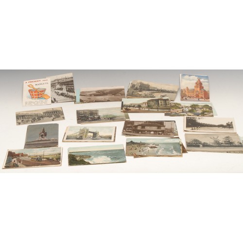 574 - Postcards - topographical, mostly London, Wimbledon Common, The Windmill; Sheen Gate Richmond Park, ... 