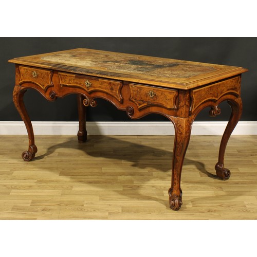 1324 - A 19th century Continental walnut and marquetry bureau plat, rectangular top with inset tooled and g... 