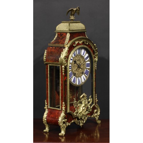 1559 - A Louis XIV Revival gilt metal mounted tortoiseshell table or bracket clock, 20cm gilt dial inscribe... 