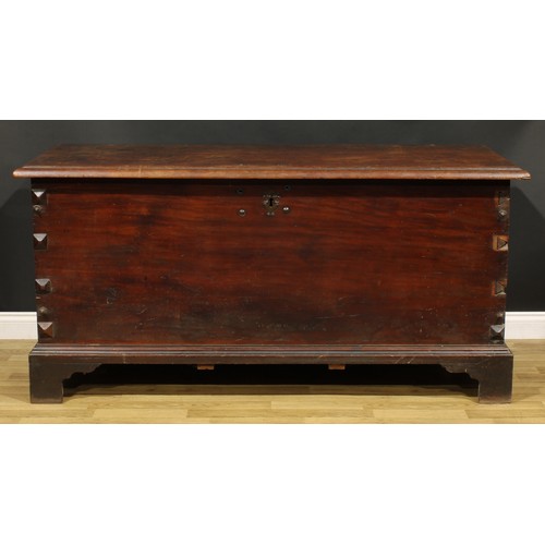 1350 - A substantial 18th century cherry blanket chest, hinged top, skirted base, bracket feet, 87cm high, ... 