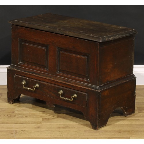 1316 - A 17th century style Welsh oak coffer bach, hinged cover, two panel front above a long drawer, 46cm ... 