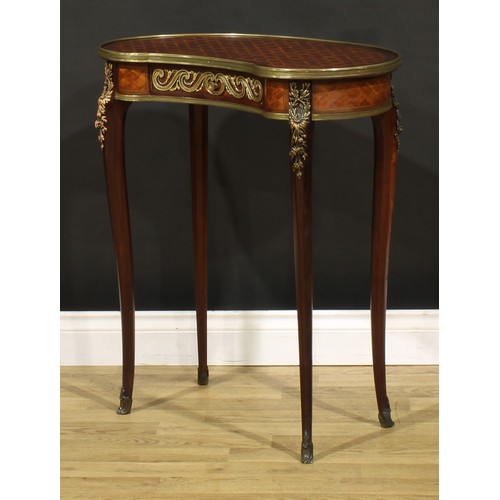 1421 - A Louis XV Revival gilt metal mounted tumbling blocks parquetry kidney shaped side table, oversailin... 