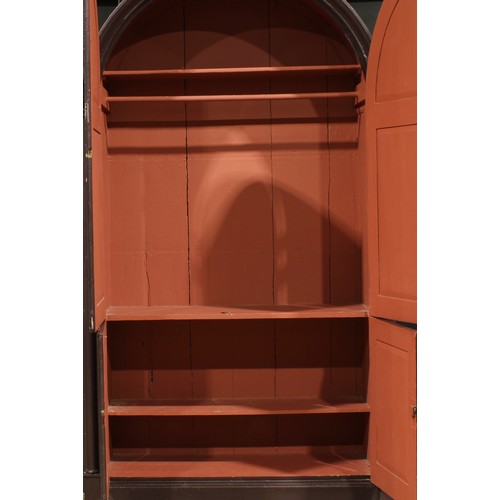 1351 - A substantial late Victorian pine architectural servants' quarters provision cupboard, arched top ab... 