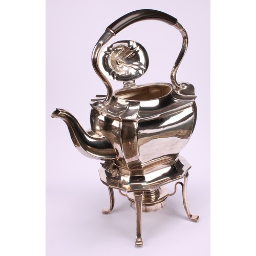 667 - A George V silver spirit kettle, burner and stand, ebonised carry handle and finial, 33cm high, Char... 