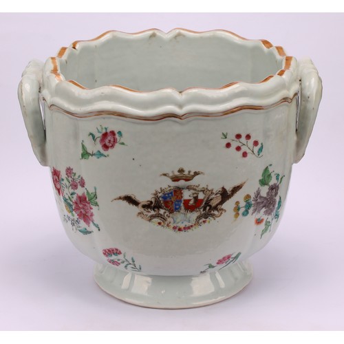 266 - A pair of Chinese armorial export porcelain wine coolers or ice pails, painted in the famille rose p... 