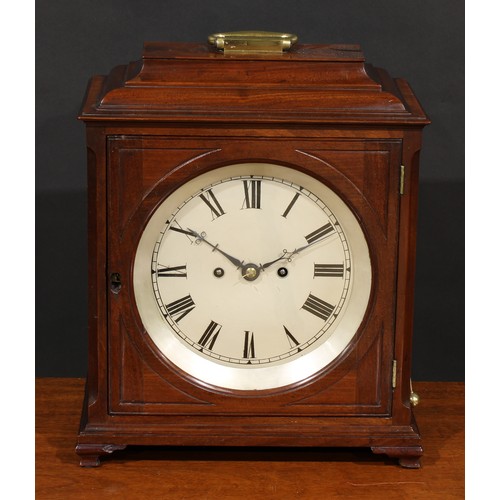 1549 - A George III mahogany bracket-form mantel clock, 20cm circular dial inscribed with Roman numerals, t... 