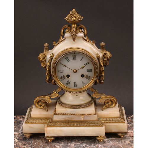 1214 - A 19th century French gilt metal mounted marble mantel clock, 9.5cm circular dial inscribed with Rom... 