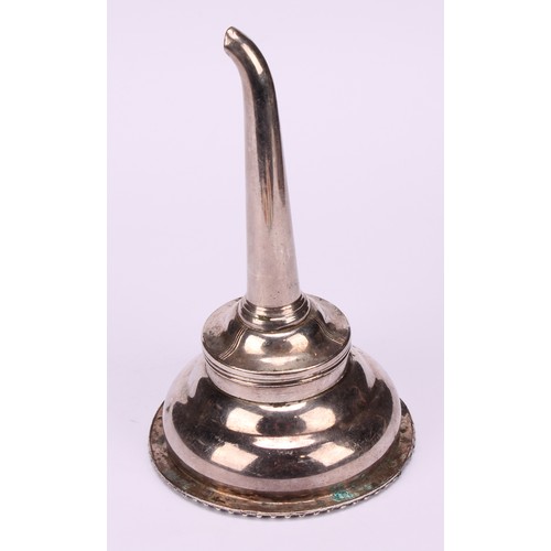 546 - A George III Old Sheffield Plate wine funnel, gadrooned border, 14cm long, c.185